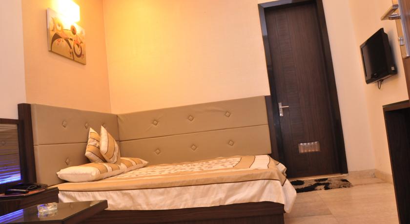 Hotel Bhawna Palace